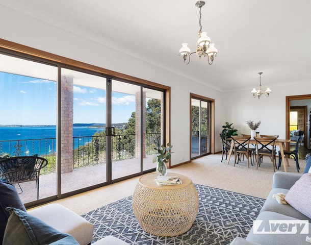 23 Ealing Crescent, Fishing Point NSW 2283
