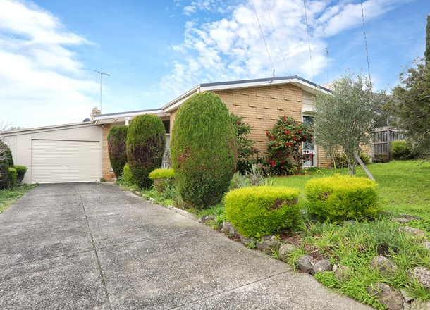 11 Tudor Road, Doncaster VIC 3108