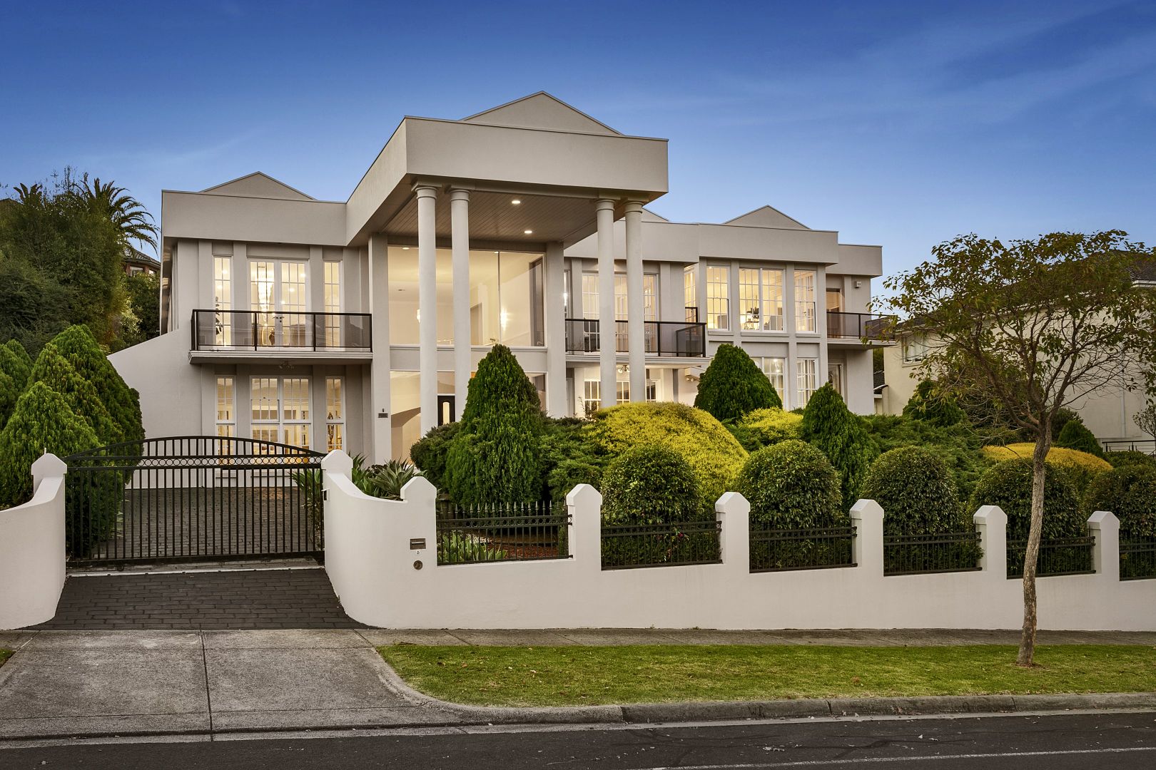 3436 Shakespeare Drive, Templestowe Property History & Address