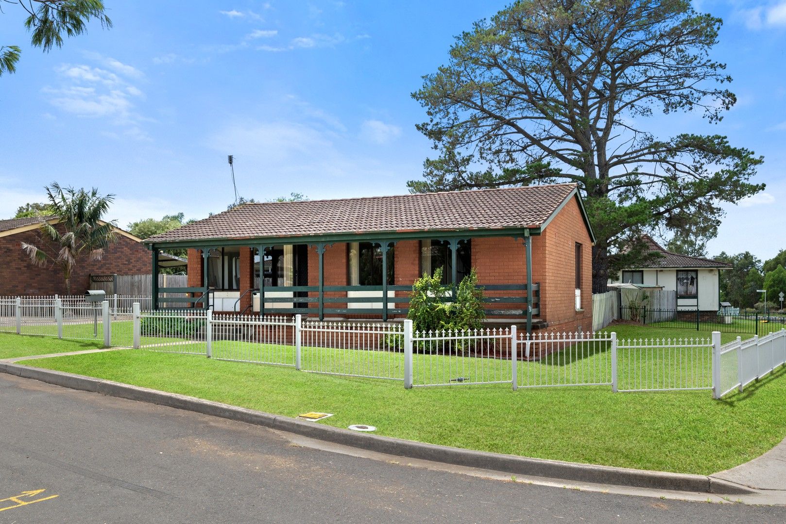 3 bedrooms House in 2 Wanganella Way AIRDS NSW, 2560