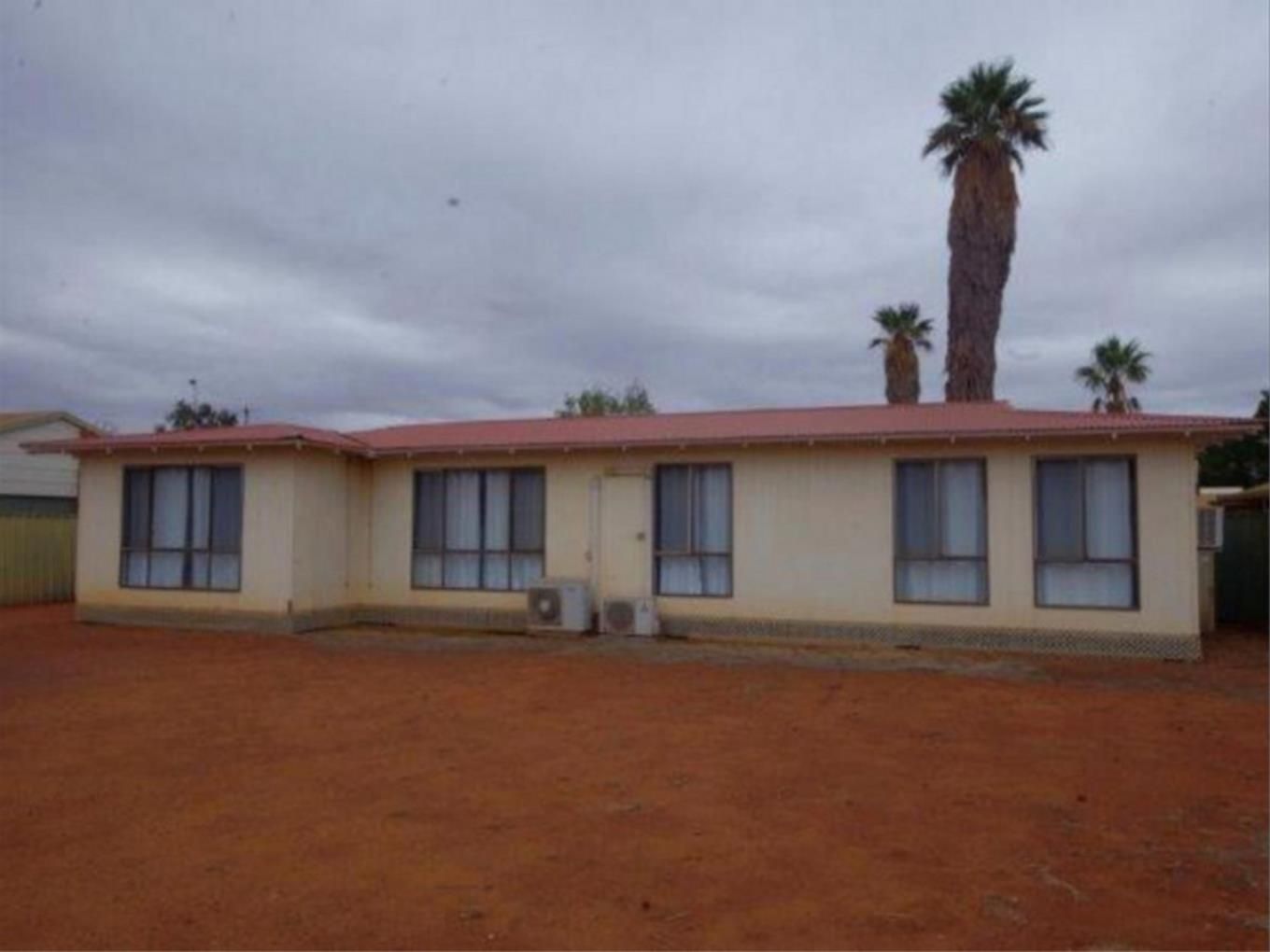 4 bedrooms House in 6 Copenhagen Way NEWMAN WA, 6753