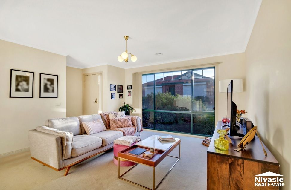 58/7 Regan Street, St Albans VIC 3021, Image 2