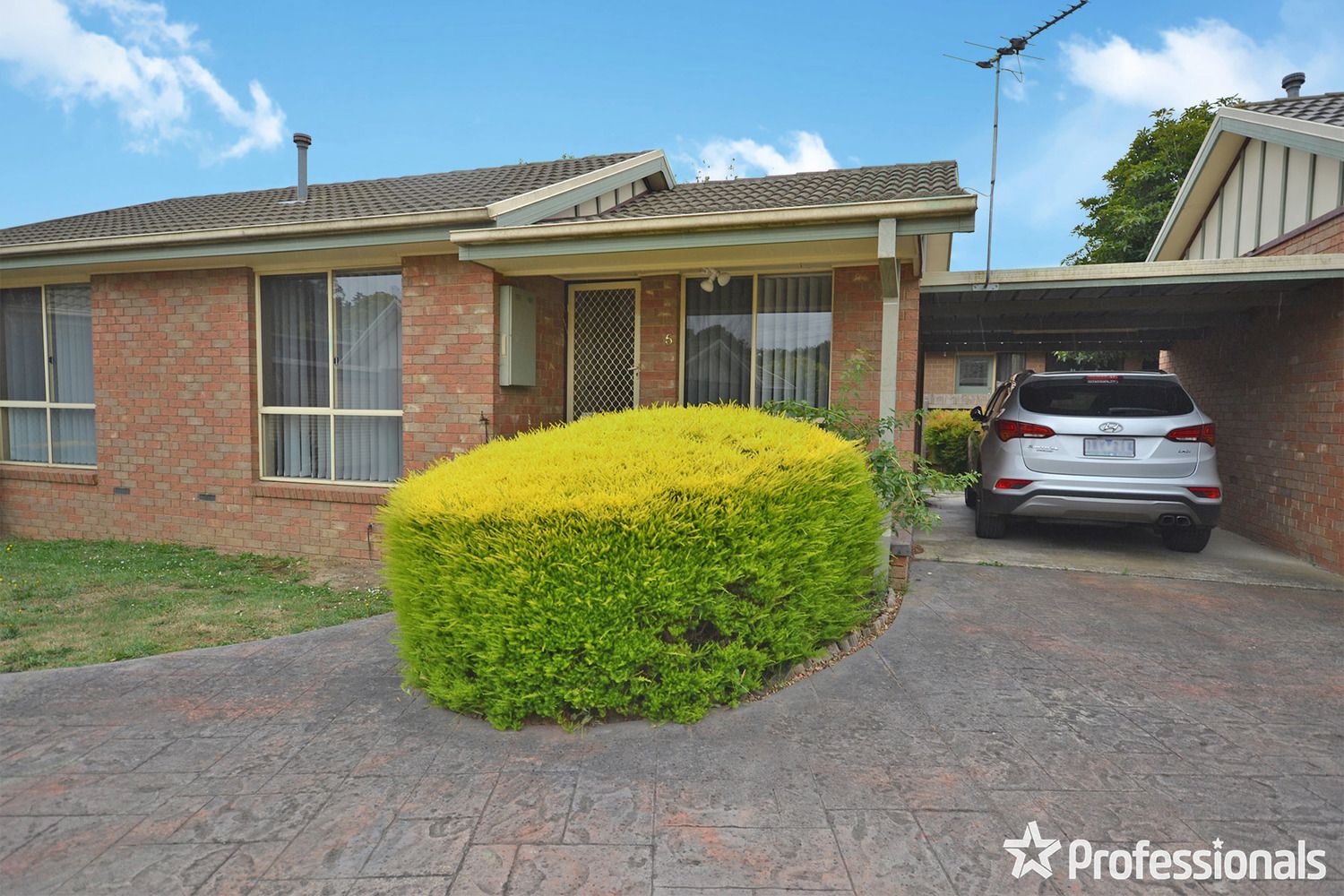 5/6 Mount View Parade, Mooroolbark Property History & Address