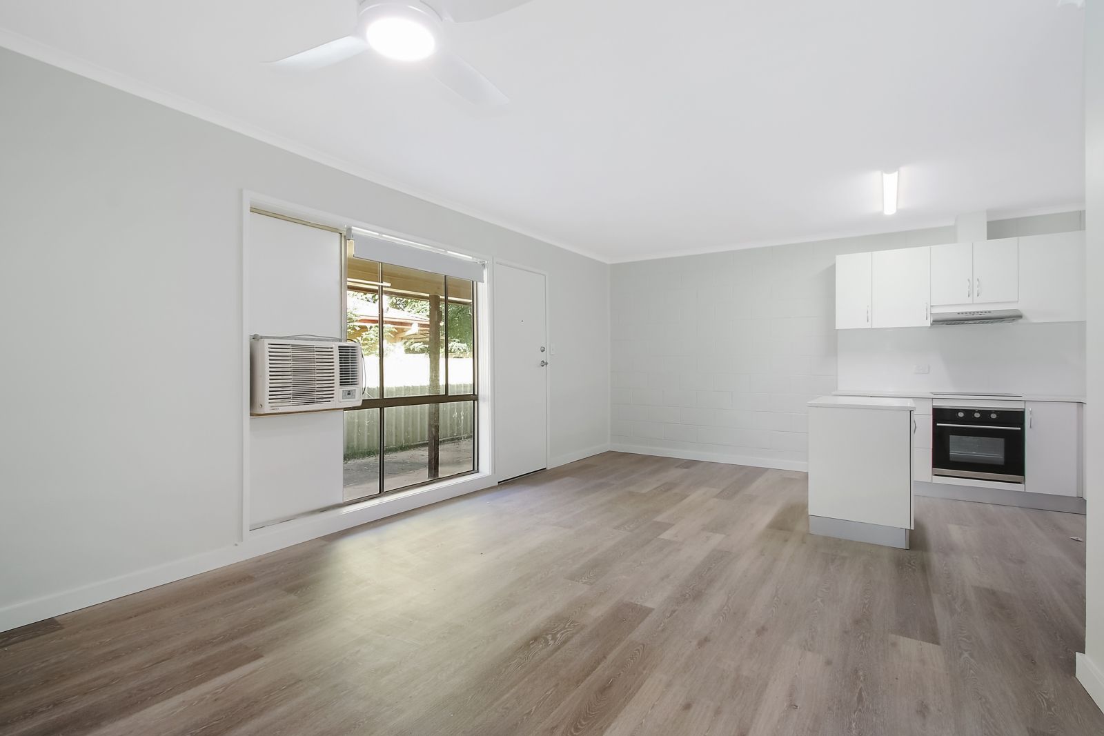 1 bedrooms Apartment / Unit / Flat in 9/365 Kiewa Street SOUTH ALBURY NSW, 2640