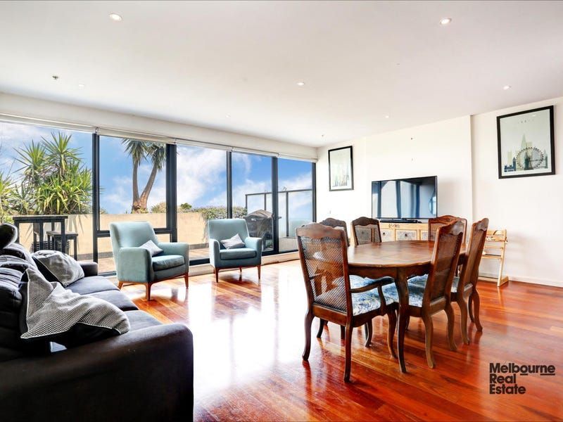 2 bedrooms Apartment / Unit / Flat in 505/5 Alma Road ST KILDA VIC, 3182