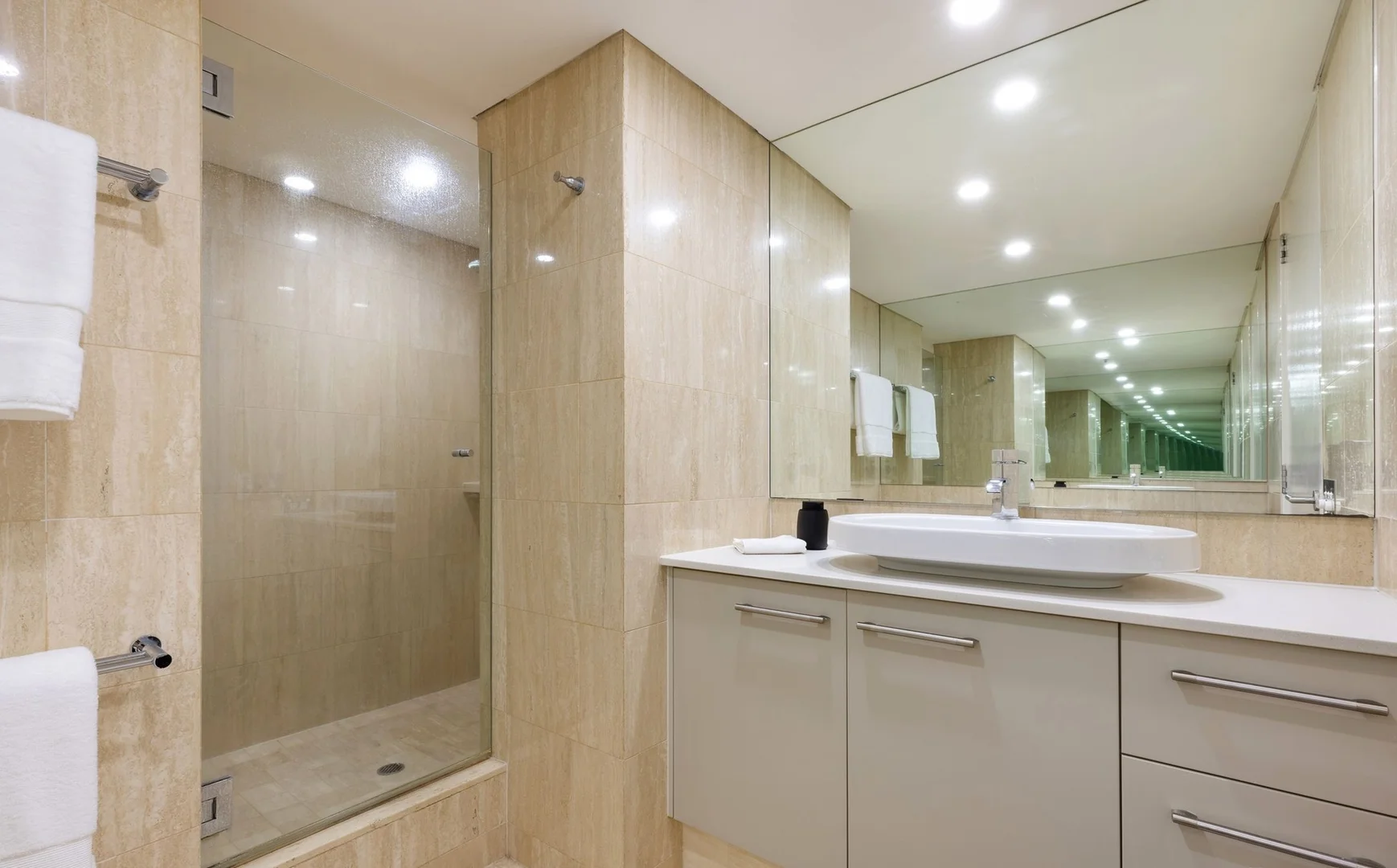 Additional image 21 of 1001/20 The Esplanade, Surfers Paradise QLD 4217