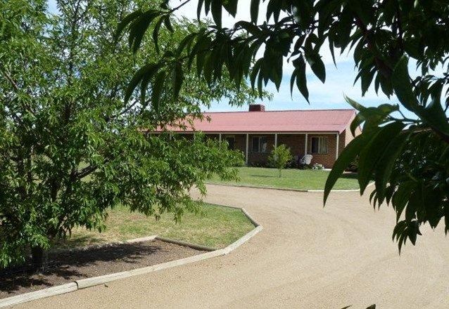 145-149 Farm Street, Boorowa NSW 2586, Image 0