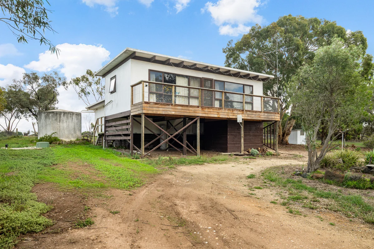 2/58 Ackland Road, Lethbridge VIC 3332