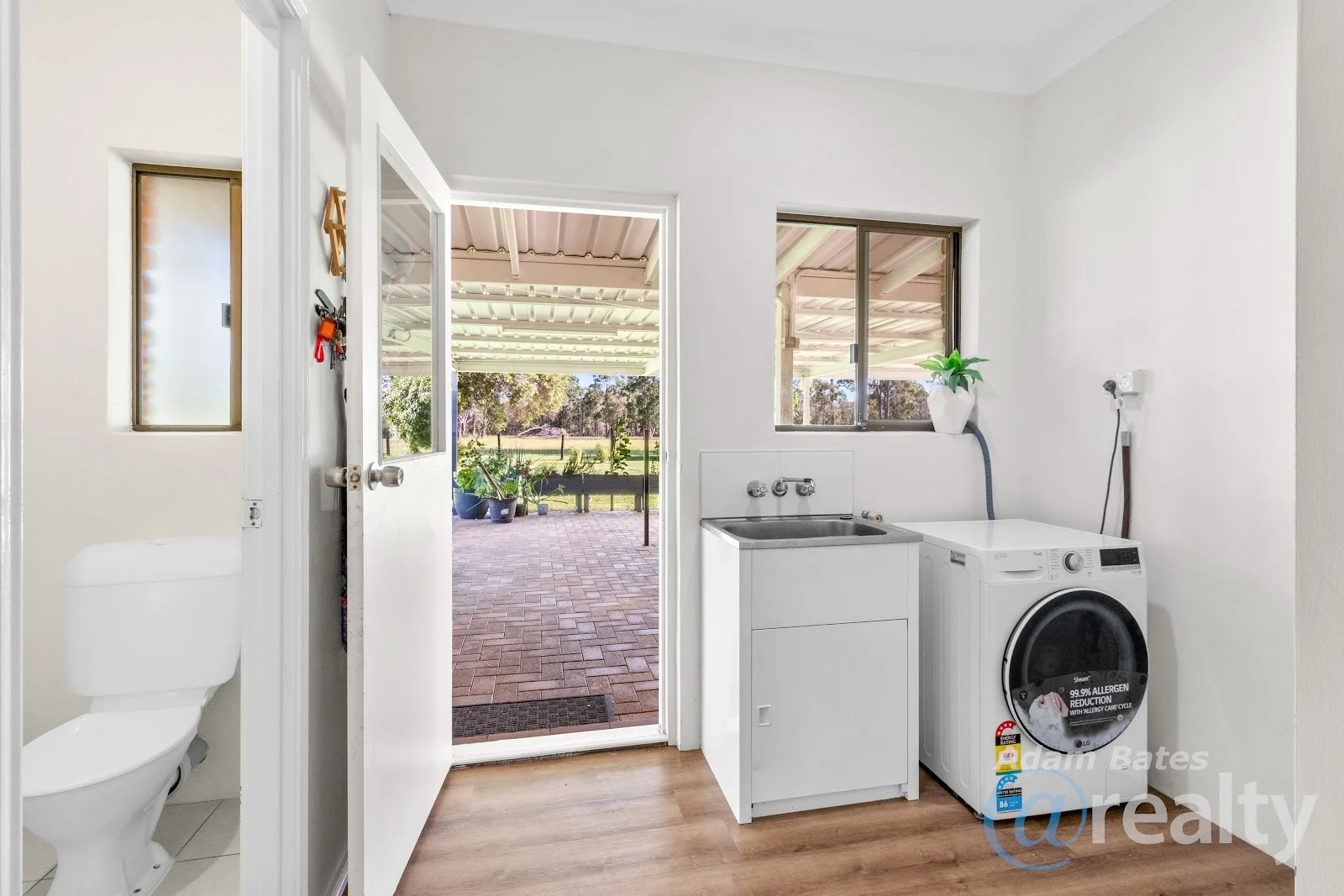 Additional image 18 of 52 Tableland Road, Sunshine Acres QLD 4655