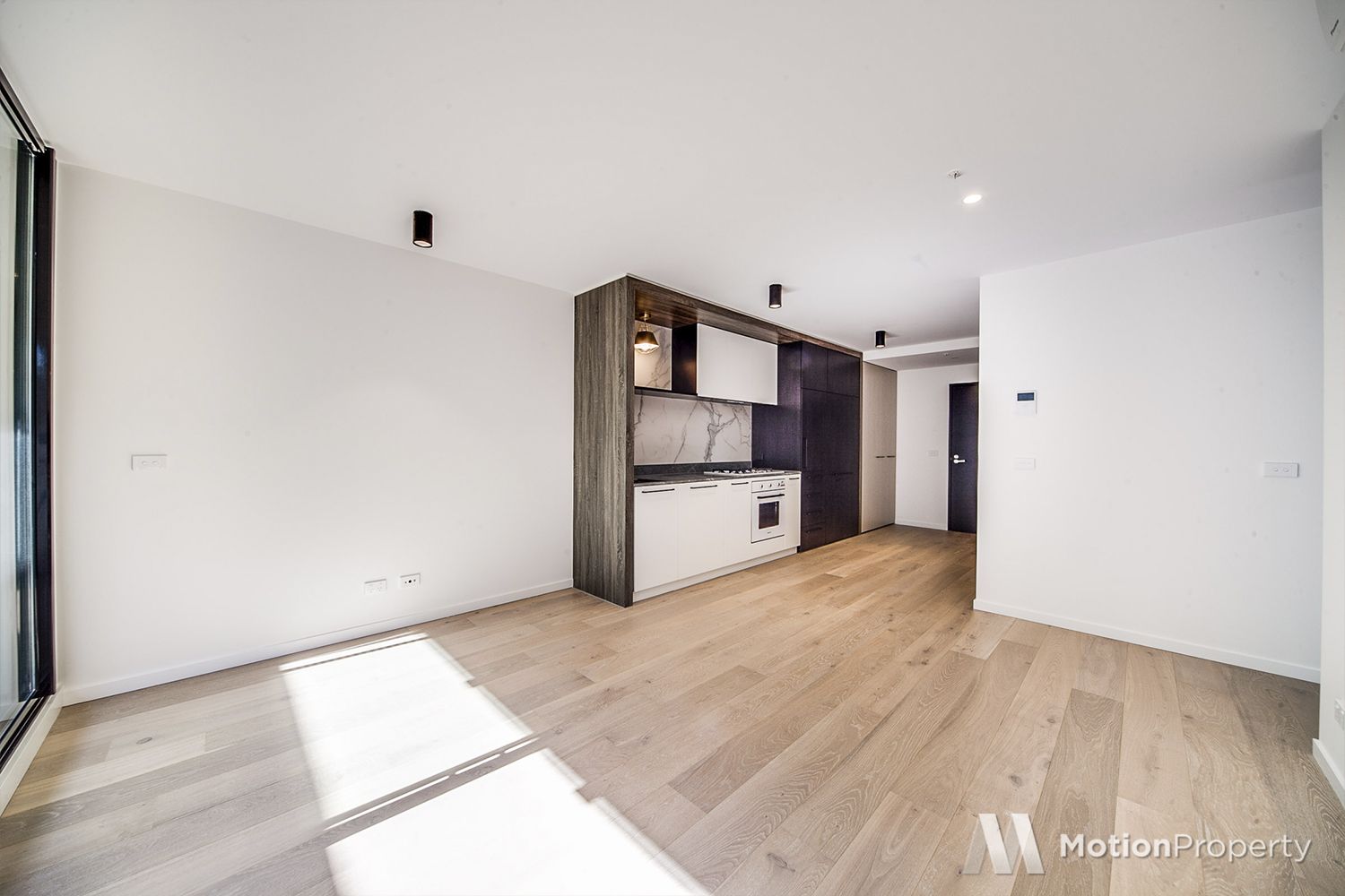 2 bedrooms Apartment / Unit / Flat in 408/20 Shamrock Street ABBOTSFORD VIC, 3067