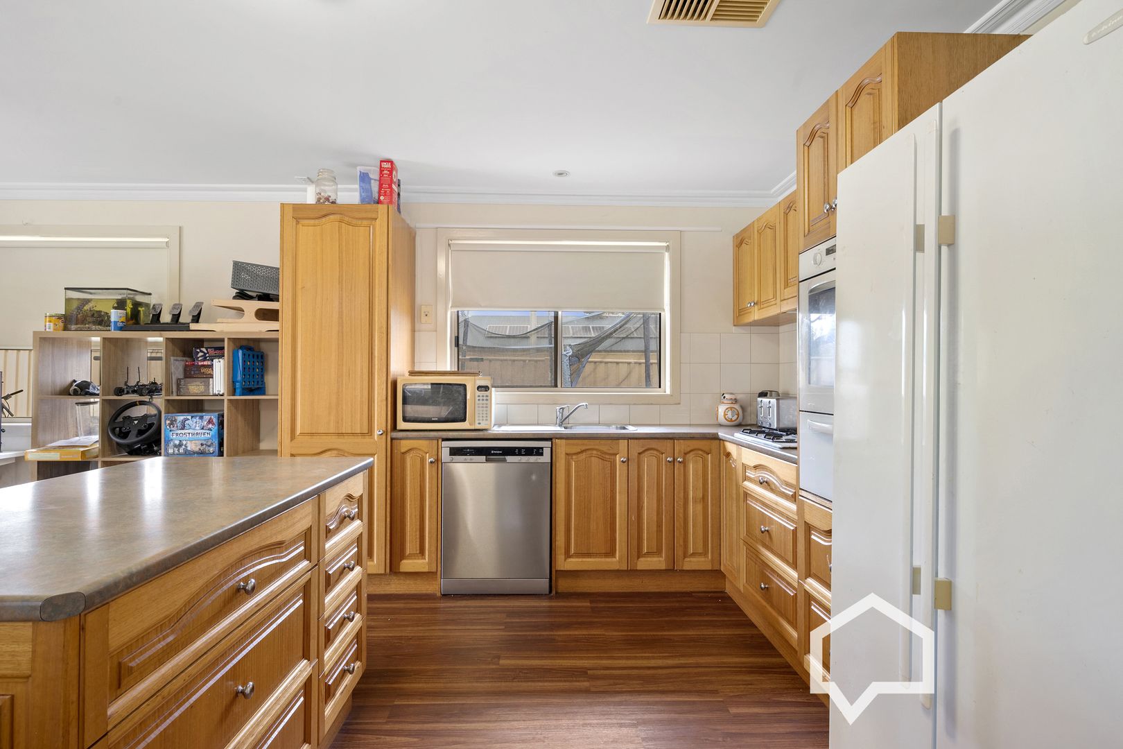 28 Bassett Drive, Strathfieldsaye VIC 3551, Image 2