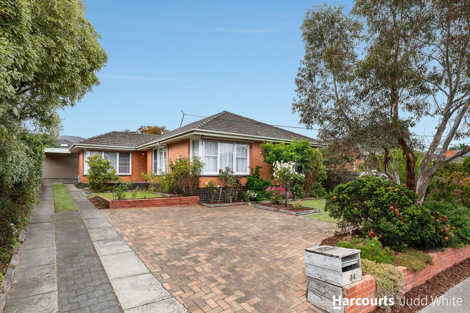 34 Clivejay Street, Glen Waverley VIC 3150, Image 0