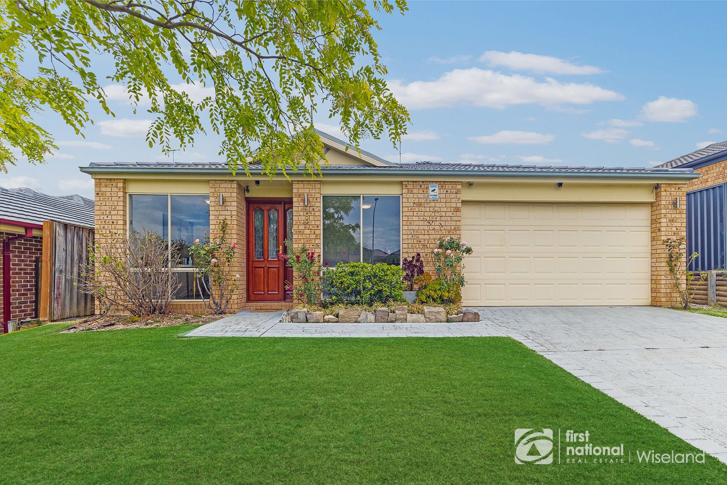 4 bedrooms House in 8 Filante Street KELLYVILLE RIDGE NSW, 2155