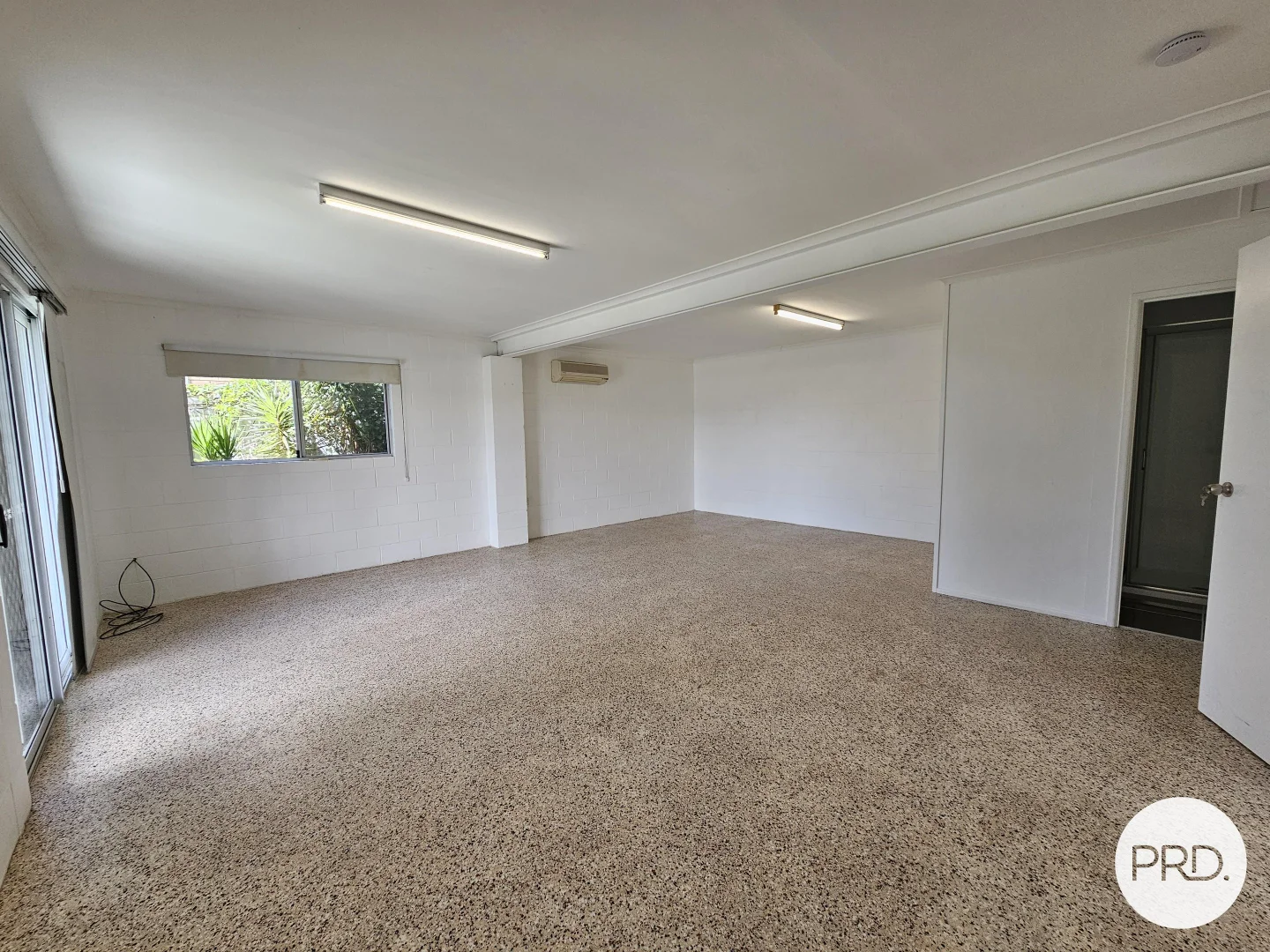 Additional image 8 of 27 Crest Avenue, Boyne Island QLD 4680