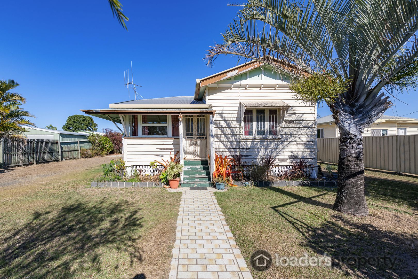 108 Elliott Heads Road, Avenell Heights Property History & Address