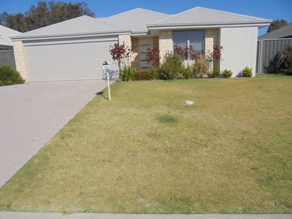 4 bedrooms House in 64 Ludlow Loop PINJARRA WA, 6208