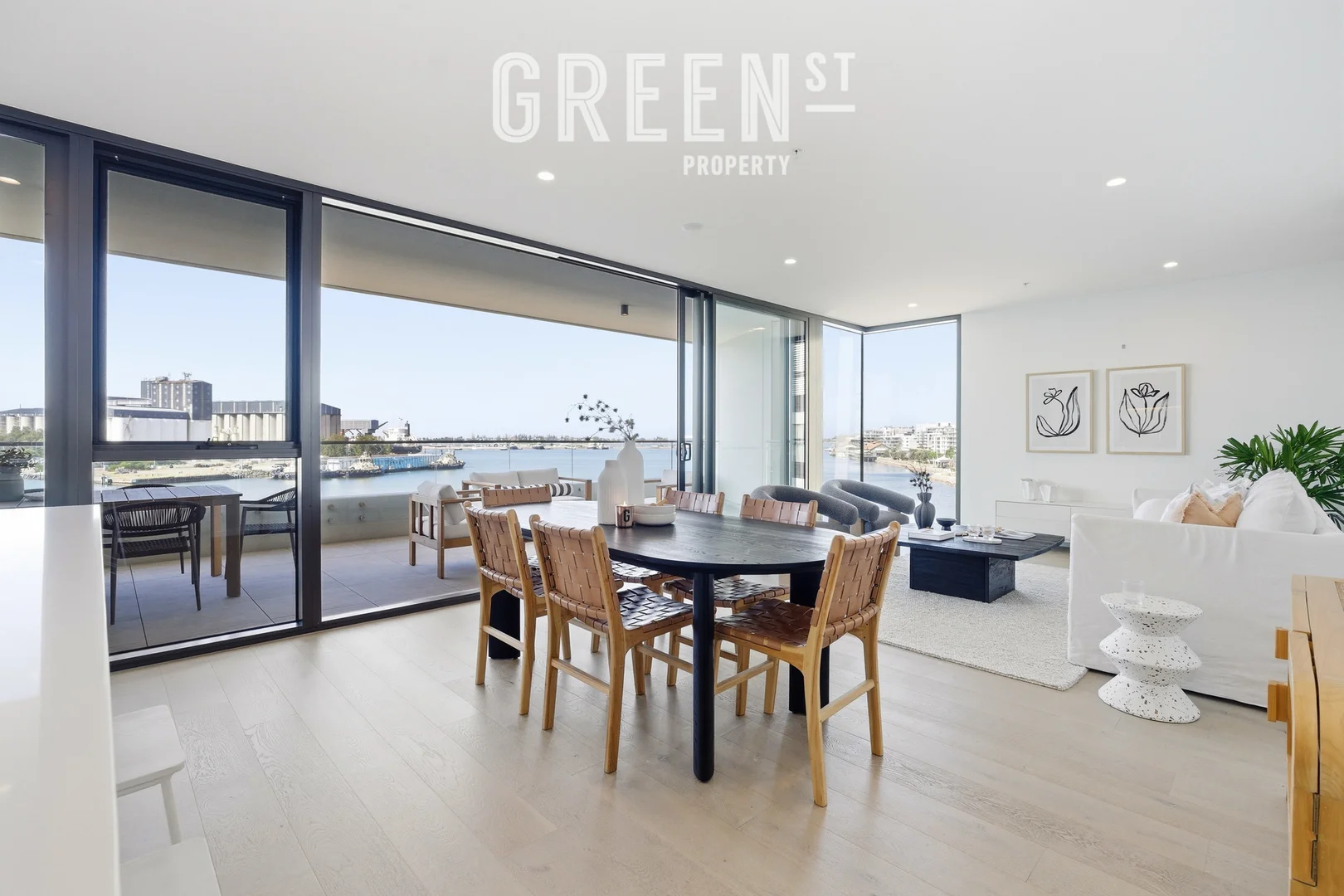 Additional image 8 of 401/45 Honeysuckle Drive, Newcastle NSW 2300