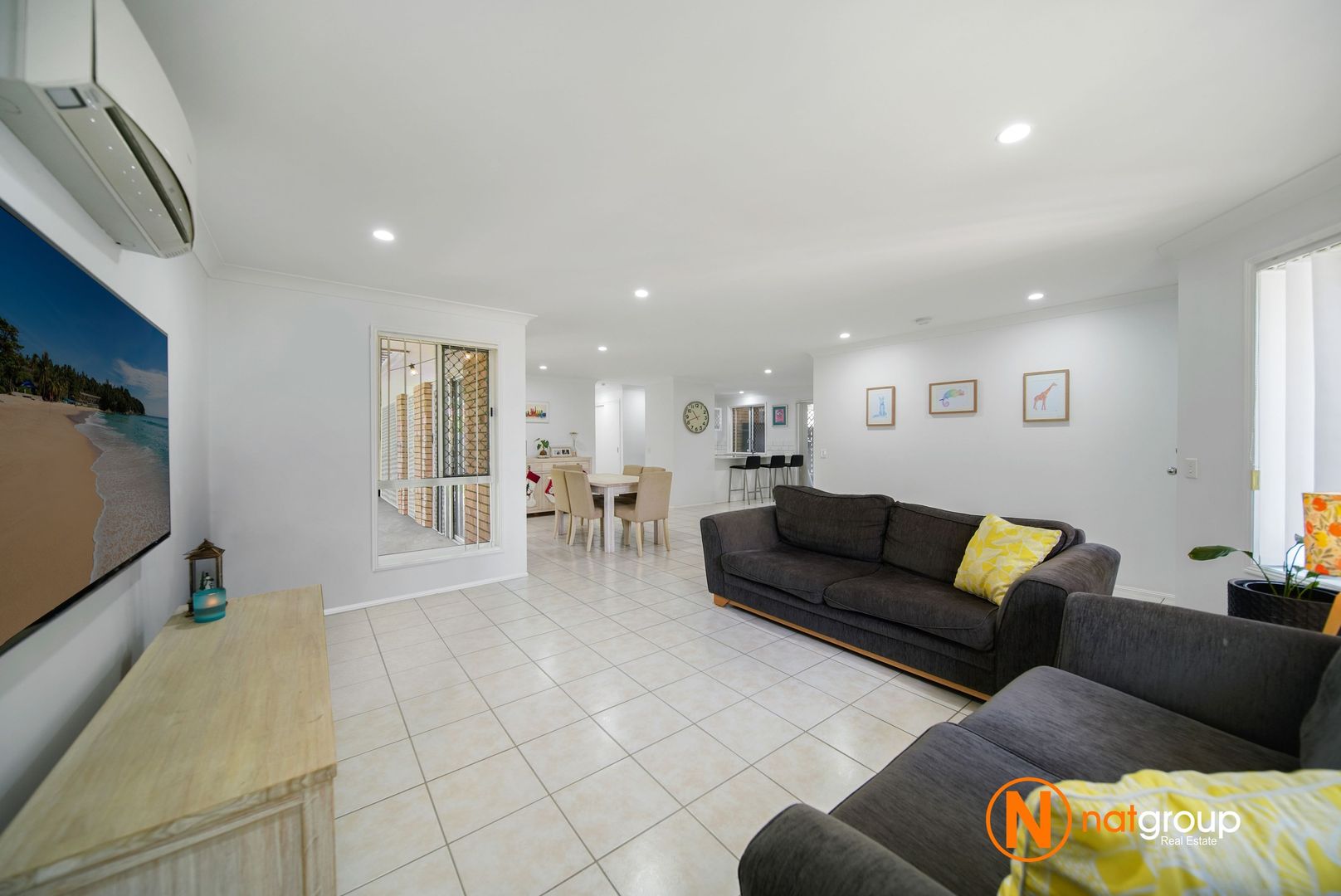 2 Kentish Court, Heritage Park QLD 4118, Image 2