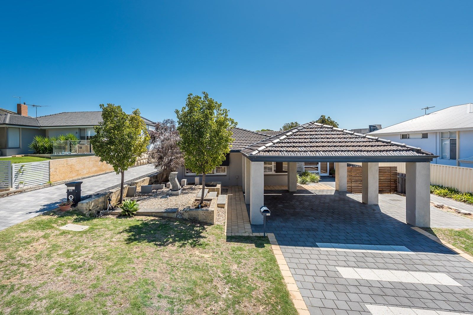 3 Hadley Place, Karrinyup WA 6018, Image 1