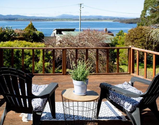 5 Ross Lane, Beauty Point TAS 7270