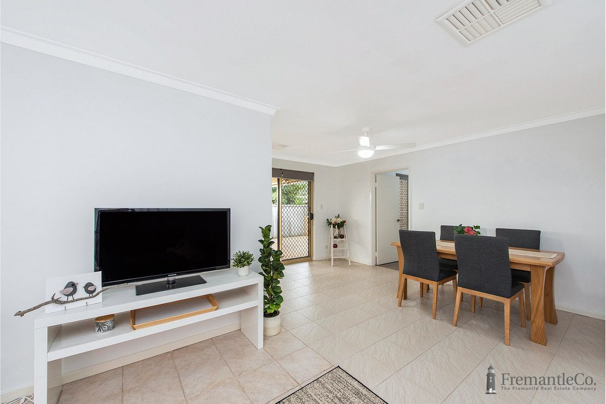 2/2 Bramston Street, Spearwood WA 6163, Image 2