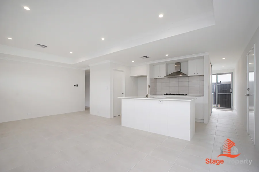 8 Hibiscus Street, Hammond Park WA 6164