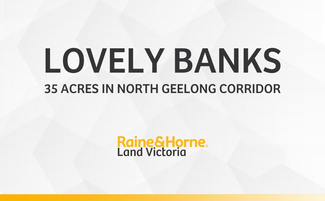 6 bedrooms House in  LOVELY BANKS VIC, 3213