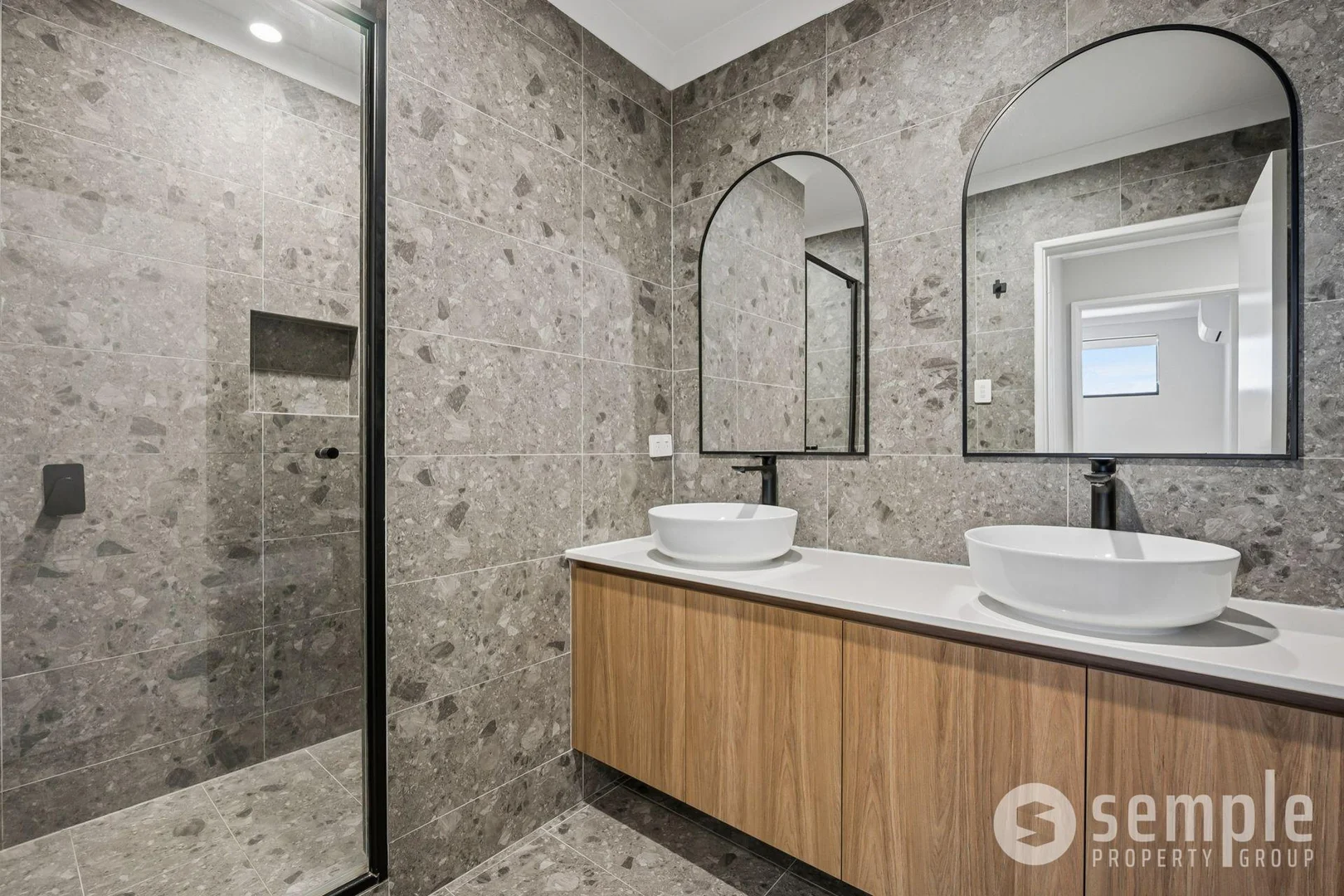 Additional image 25 of 72 Irvine Parade, Hammond Park WA 6164