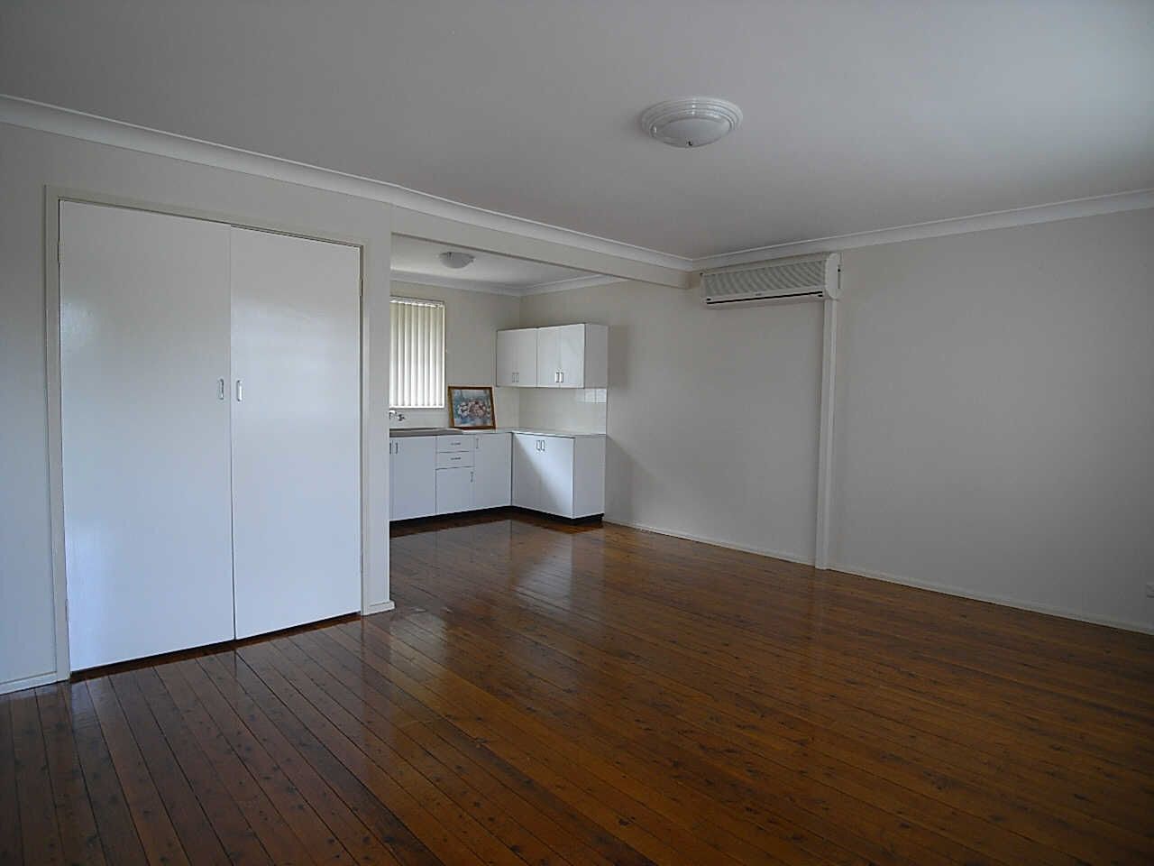 4/2 Campbell St, Muswellbrook NSW 2333, Image 2
