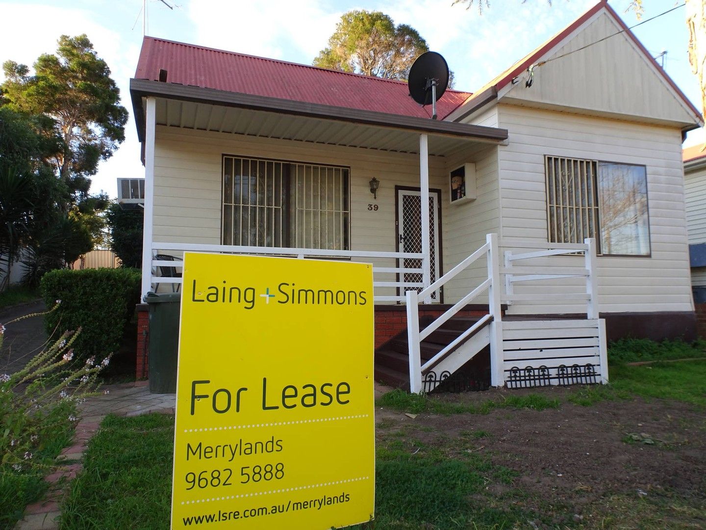 3 bedrooms House in 39 Mary Street MERRYLANDS NSW, 2160