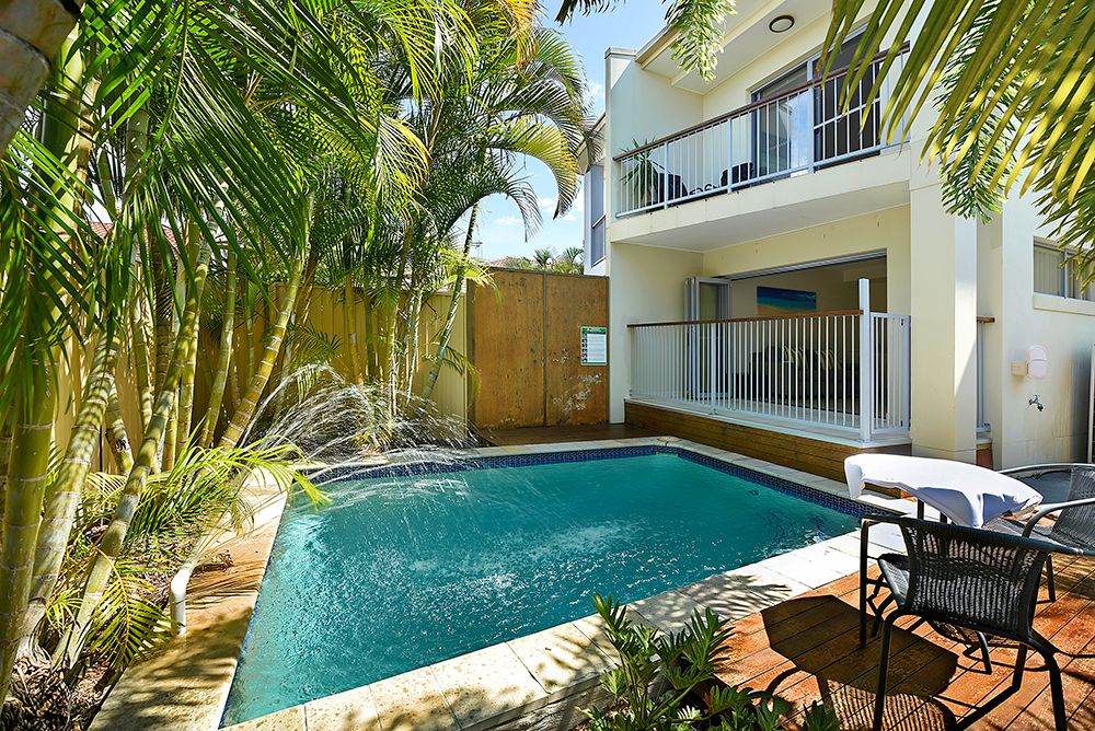 1/44 Milton Avenue, Paradise Point QLD 4216, Image 2