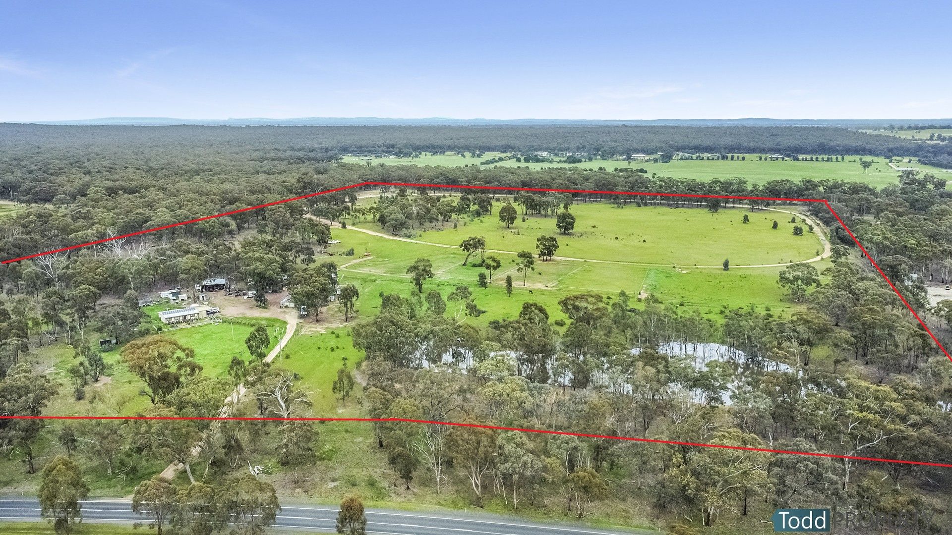 3 bedrooms Rural in 2297 Nothern Highway HEATHCOTE VIC, 3523