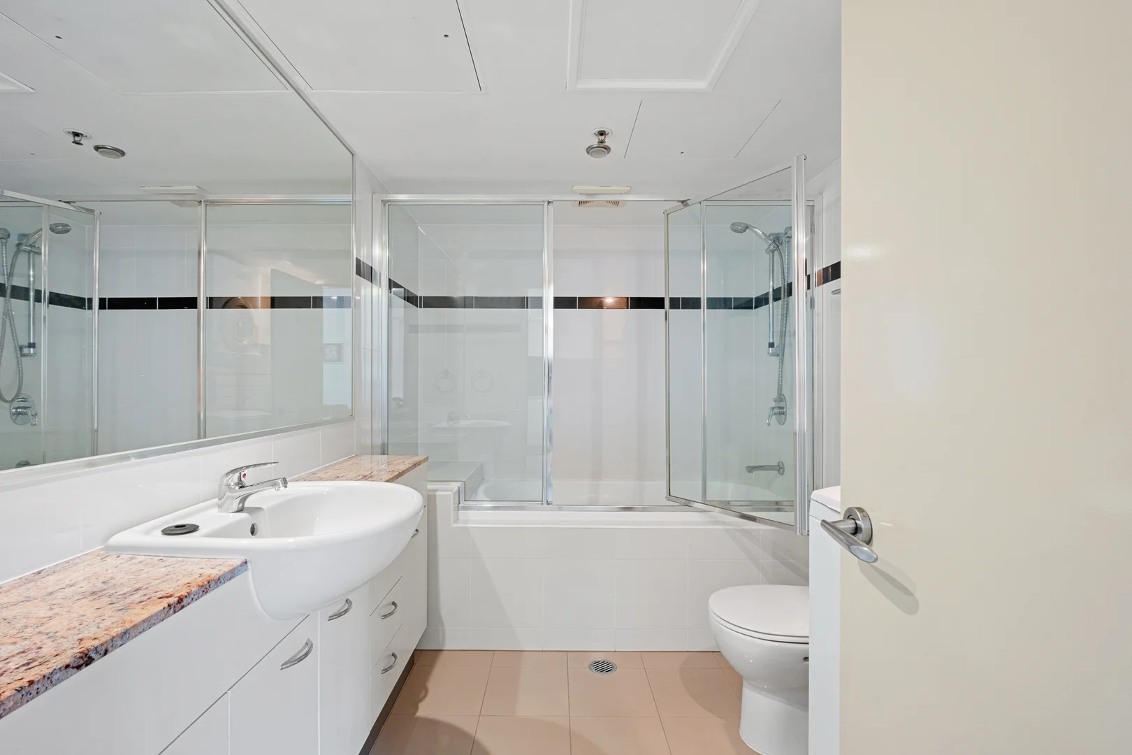 Additional image 9 of 1409/70 Mary Street, Brisbane City QLD 4000