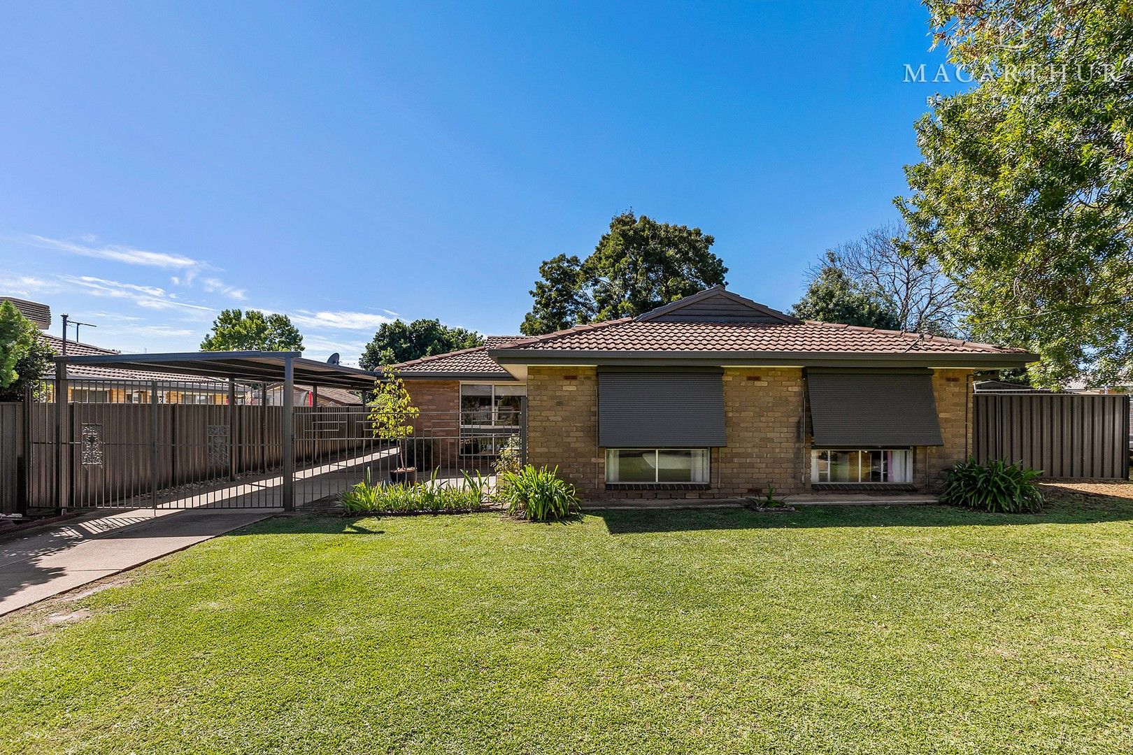 2 Binda Place, Ashmont NSW 2650, Image 0