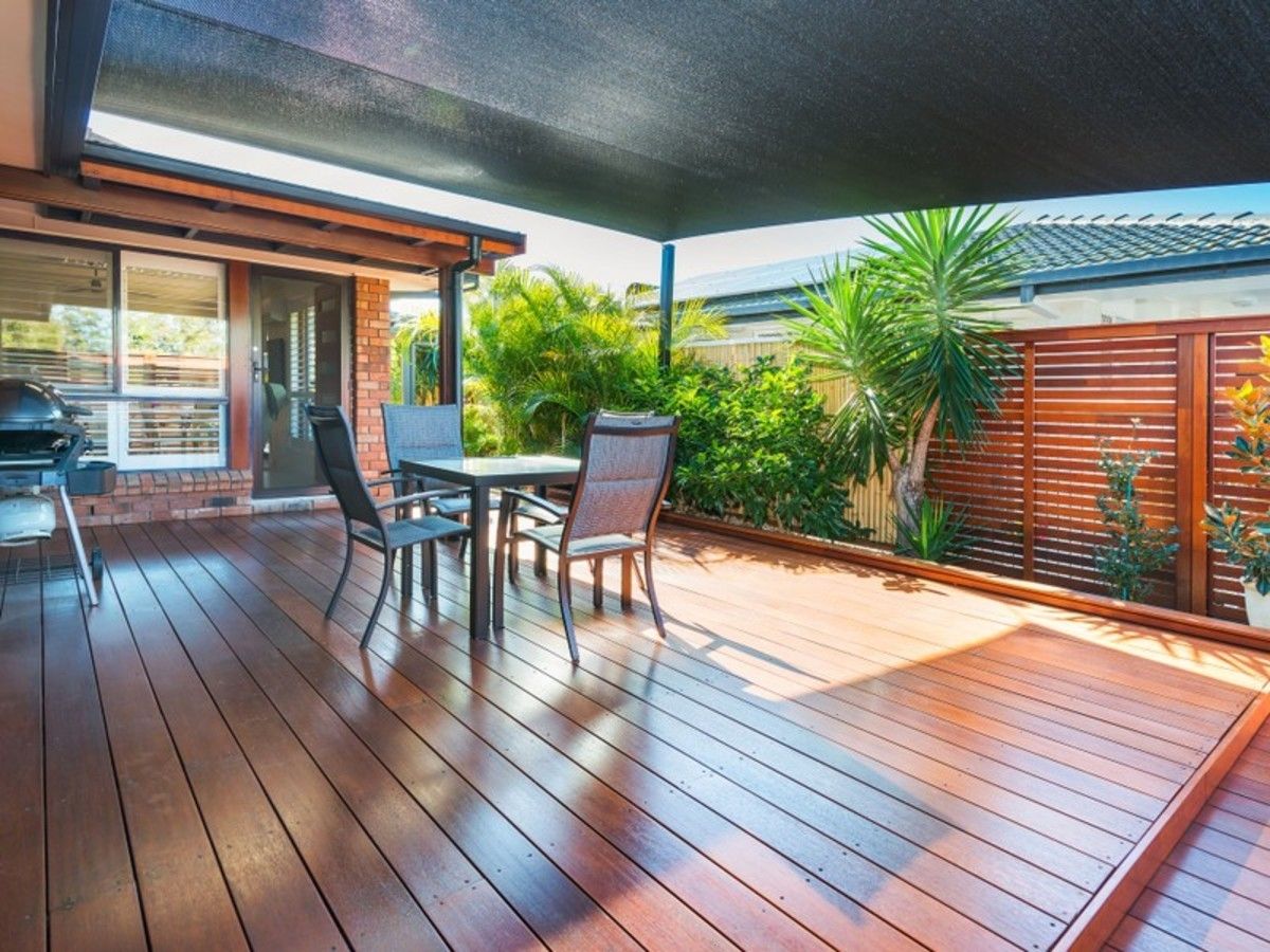 2/20 Warrie Close, Paradise Point QLD 4216, Image 0