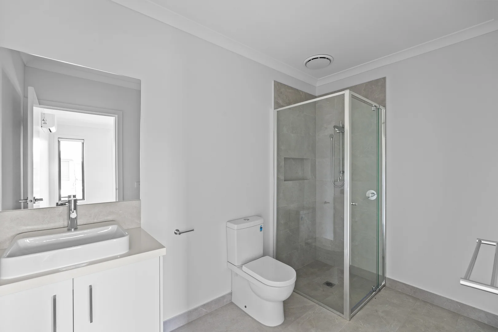 Additional image 15 of R1/6 PENSTONE CRESCENT, Lara VIC 3212