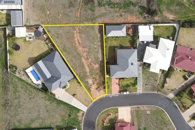 Picture of 15 Alder Ave, PARKES NSW 2870