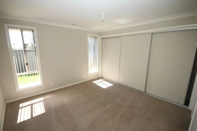 Additional image 4 of 1/4 Quandong Place, Forest Hill NSW 2651