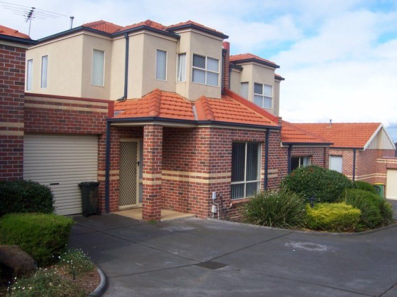 2 bedrooms Townhouse in 2/69 Purinuan Road RESERVOIR VIC, 3073