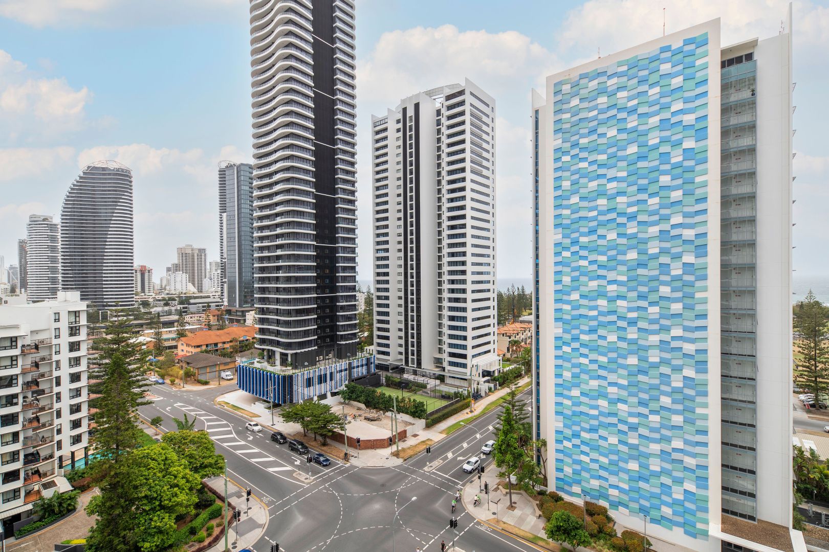 1304/22 Surf Parade, Broadbeach QLD 4218, Image 2