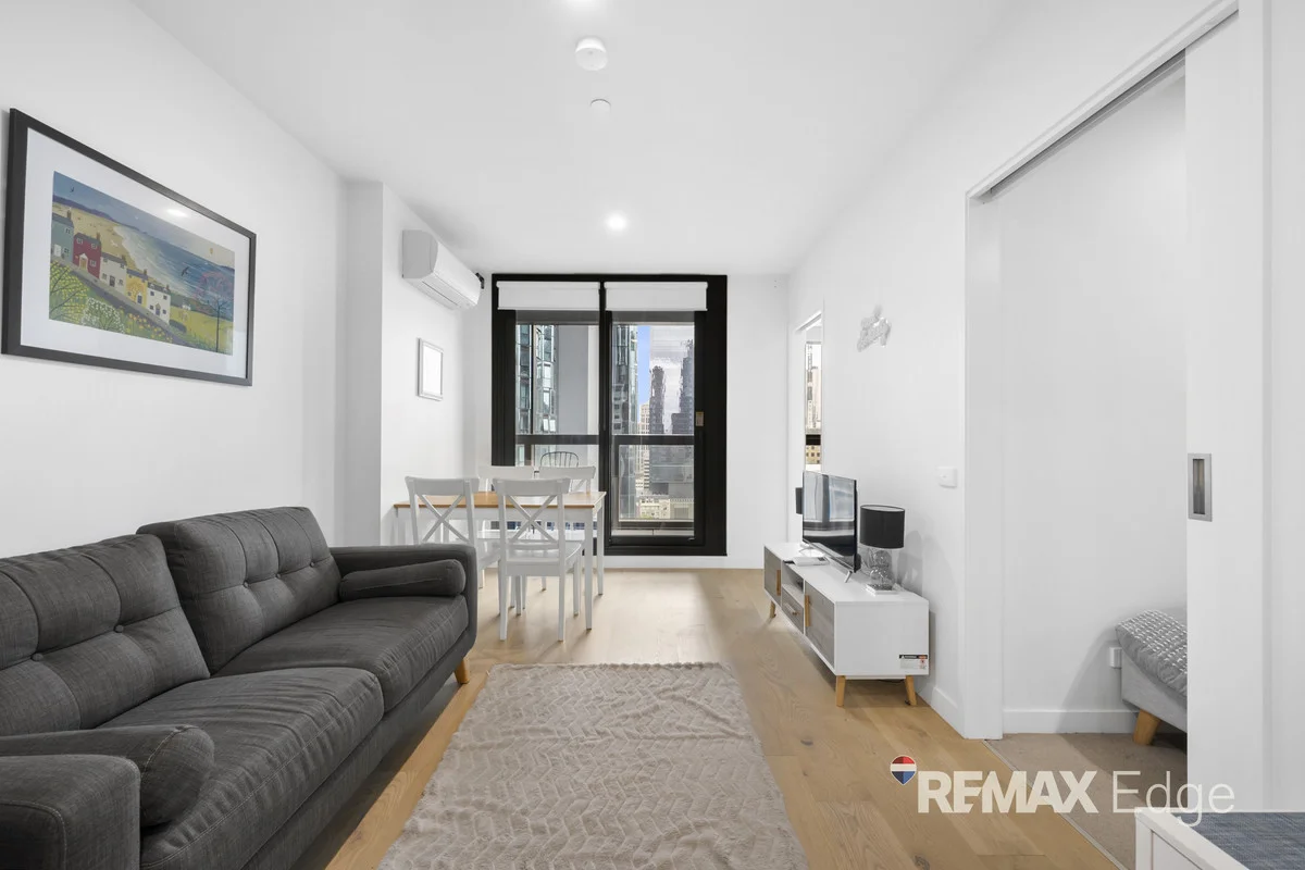 Additional image 3 of 2402/296 Lt Lonsdale Street, Melbourne VIC 3000