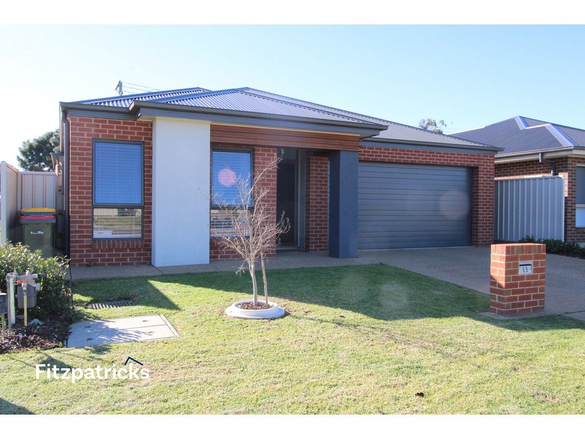 3 bedrooms House in 8B Peacock Street TURVEY PARK NSW, 2650