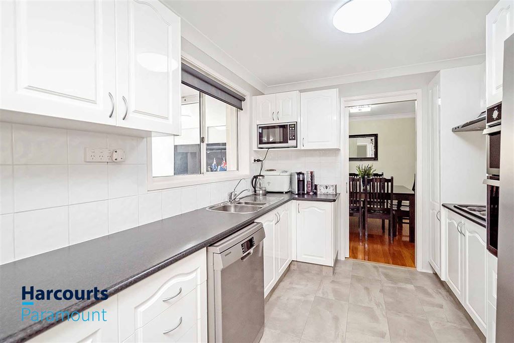 53 Chardonnay Ave, Eschol Park NSW 2558, Image 2