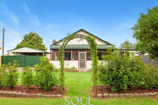 Picture of 14 Stanbridge Street, YENDA NSW 2681