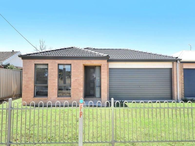 326 Learmonth Rd, Mitchell Park VIC 3355, Image 2