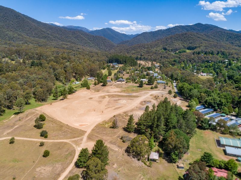 15 Feathertop Track, Harrietville VIC 3741, Image 1