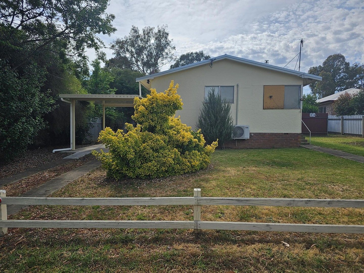 1/23 Bligh Street, Cowra NSW 2794 Apartment For Rent Domain