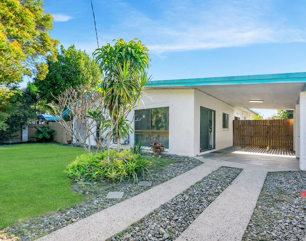 23 Oleander Street, Holloways Beach QLD 4878