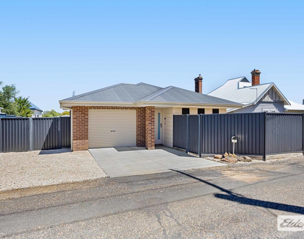 2 Tully Lane, Ararat VIC 3377