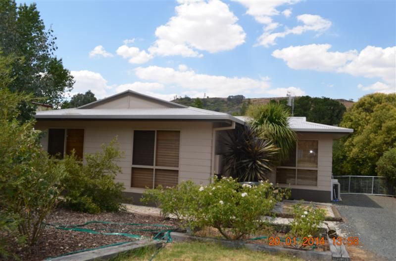 18a Quartz Street, ADELONG NSW 2729, Image 0